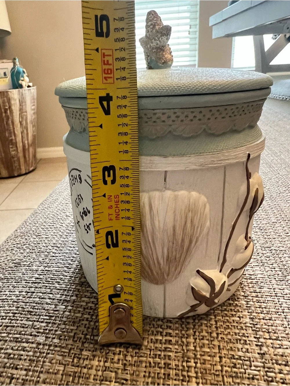 Ivanti Coastal Farmhouse Shell Handpainted Decor Starfish Lidded Container